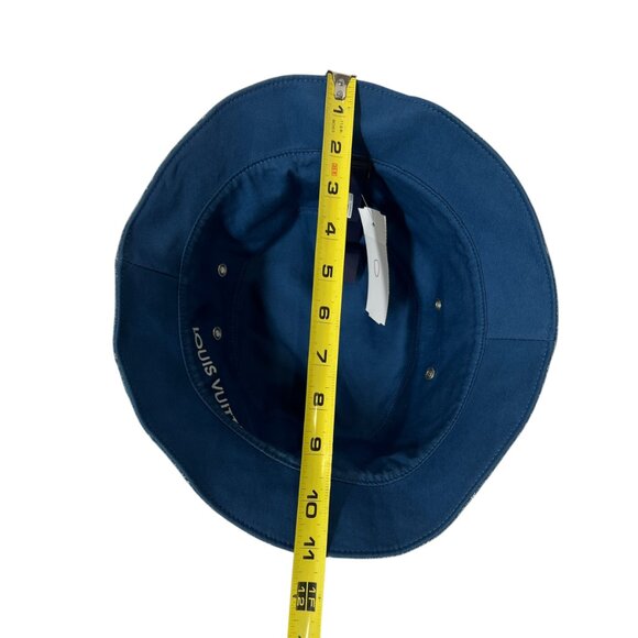 $705 Louis Vuitton 2020 Blue Monogram Reversible Essential Cotton Bucket Hat 62 - Picture 9 of 12